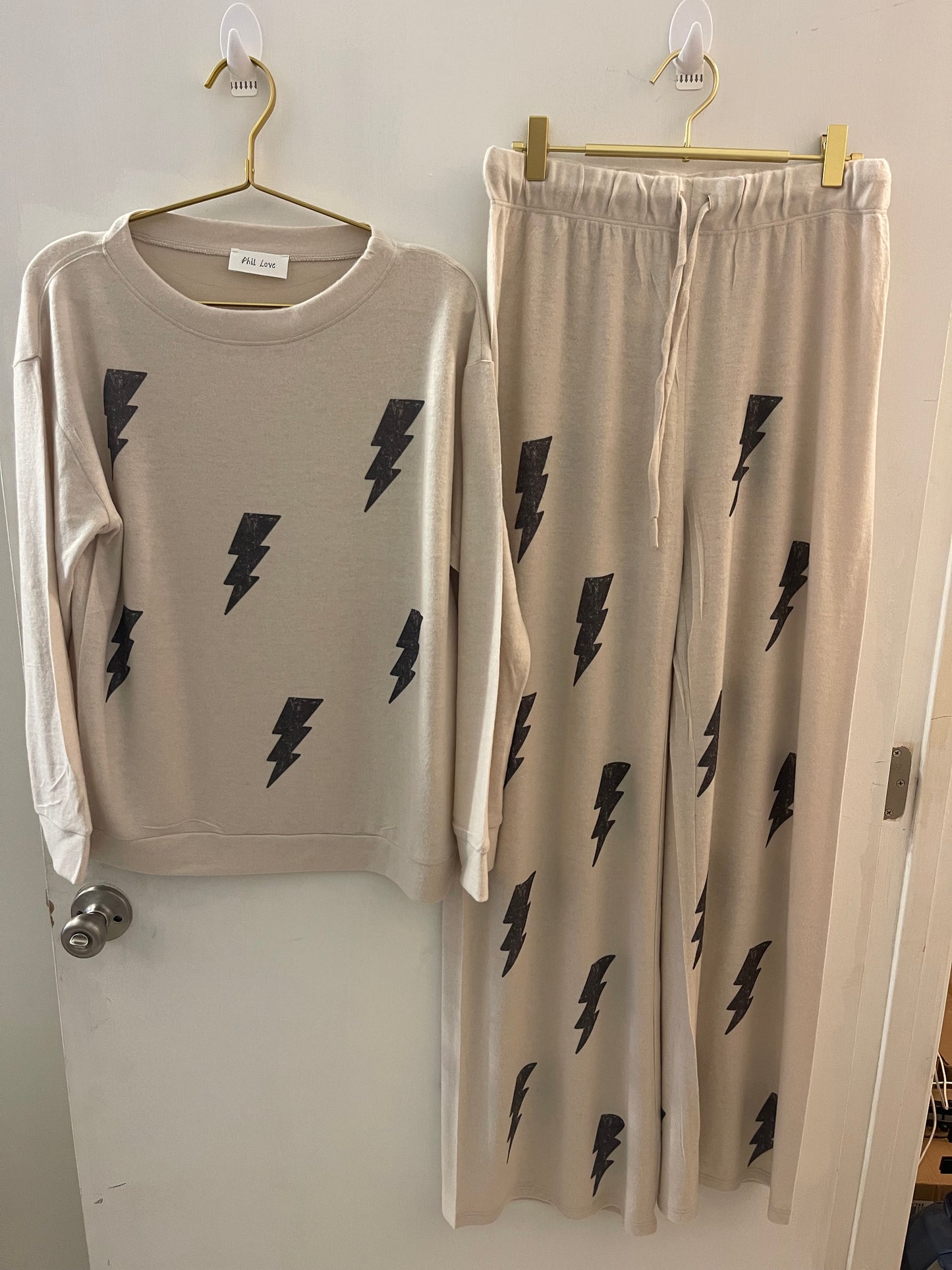 PHIL LOVE - Black Lightning All Over Sleep Lounge Wear Set