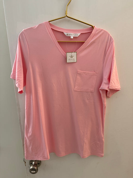 Highlands V-Neck Pocket Tee Pink